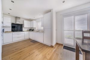 Kitchen- click for photo gallery